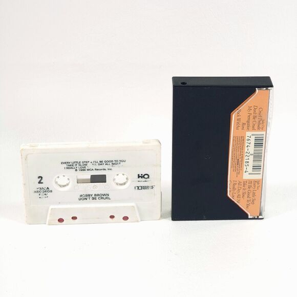 2 Vintage Bobby Brown Cassettes King of Stage‎ & Don't Be Cruel MCAC 42185 - Picture 8 of 11